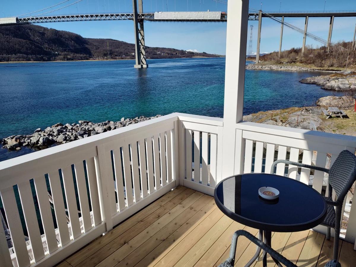 Tjeldsundbrua Overnatting - Sjohus1 Evenskjer Exteriör bild